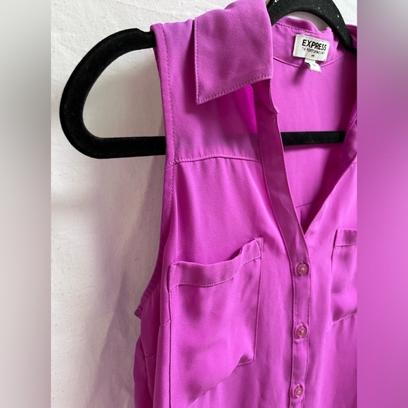 Xpress women’s Size small petite sleeveless button down blouse with collar - Picture 3 of 6